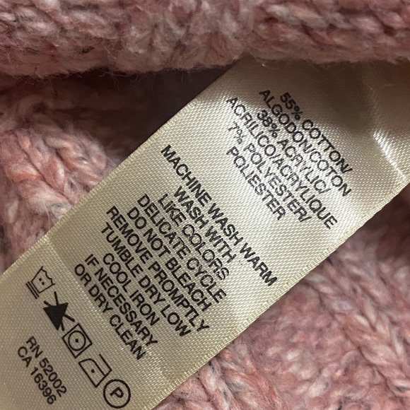 Pink cozy sweater 💗✨ - Picture 3 of 7